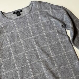 Tahari 3/4 Sleeve Windowpane Sweater Size M Gray Viscose Blend Soft Knit Top